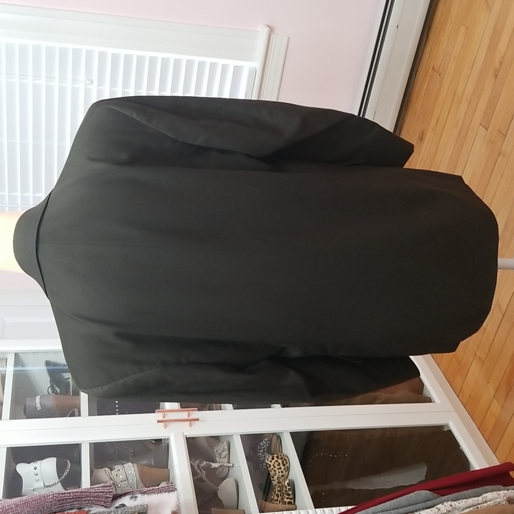 Embassy Square Men's wool blazer